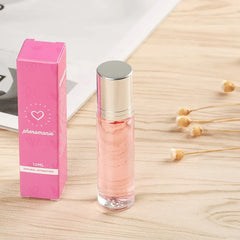 An attractive pheromone perfume for women