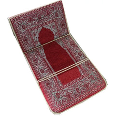 Offer of two prayer rugs in a hospice